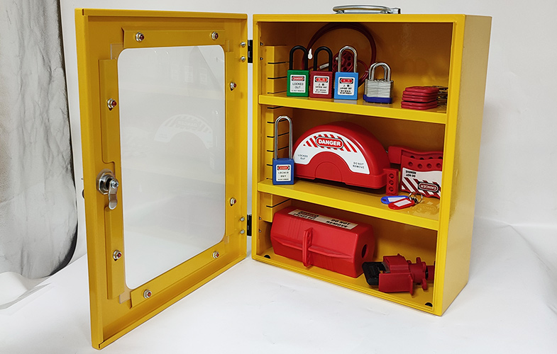 Lockout box and station